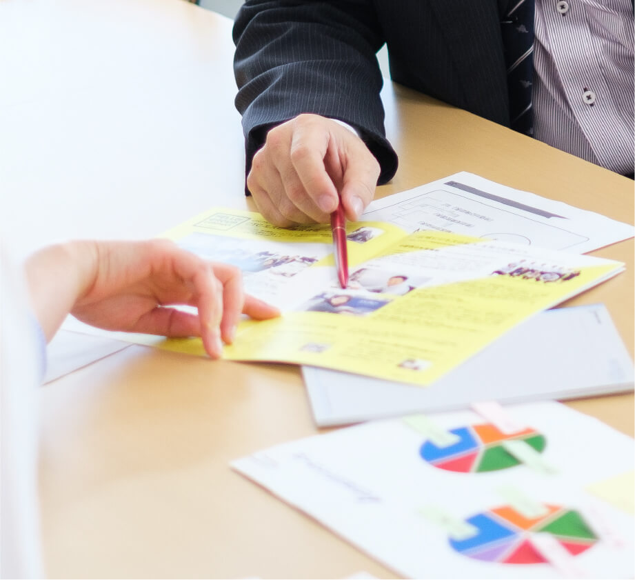 人事情報をクラウドで一元管理。人材発掘にも。